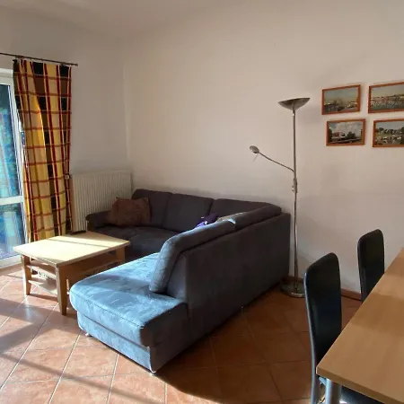 50081... Apartament